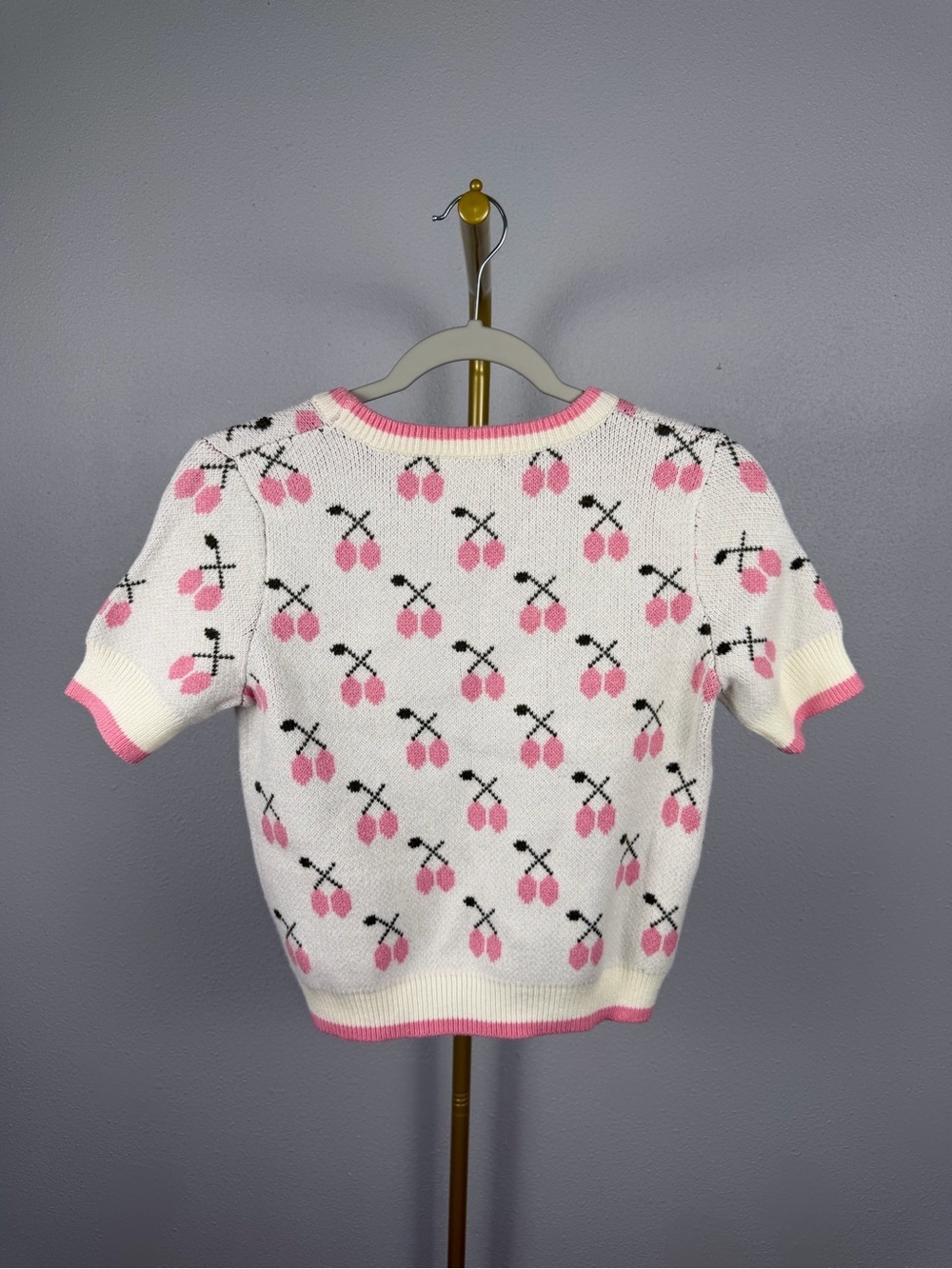 NWT Active USA Cherry Jacquard Sweater Top Pink White Size S - Picture 4 of 4